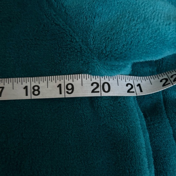 Alexander Del Rossa Like new Teal and Pink Hooded Pullover Robe medium - Picture 6 of 9